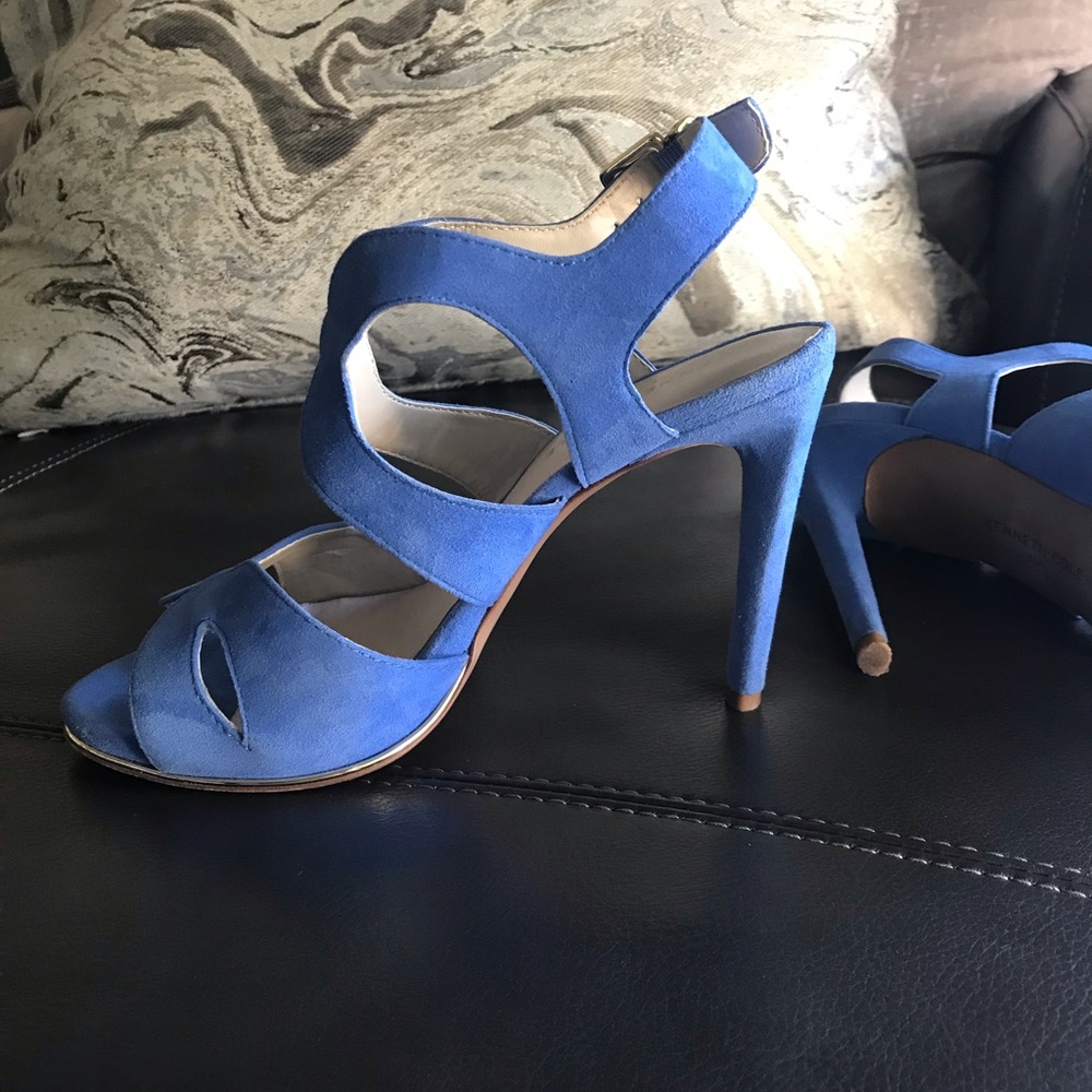 Kenneth Cole pumps - Picture 2 of 4